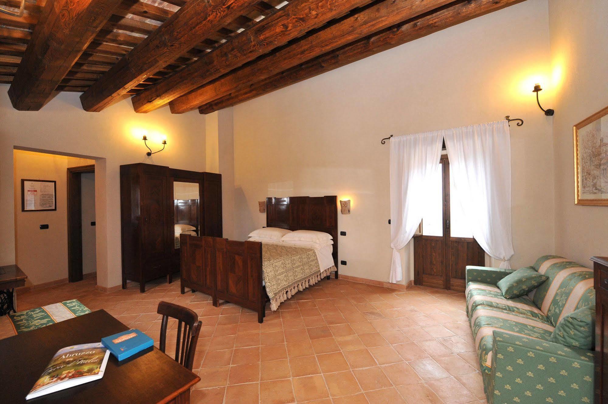 Agriturismo Borgo San Martino Abbateggio Dış mekan fotoğraf